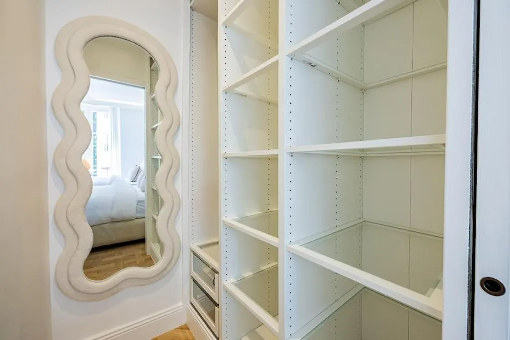 Apartment Townhouse Sacree Coeur Place Du Tertre Montmartre Paris France